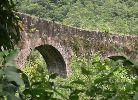 Ruinas Ubicadas al Lado de la Carretara